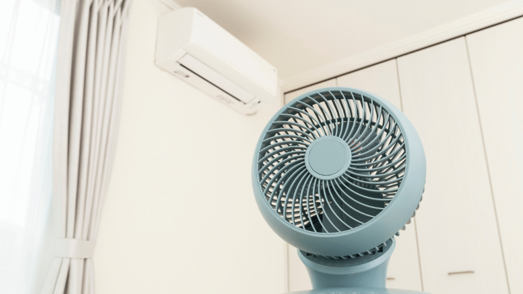 エアコンとサーキュレーター